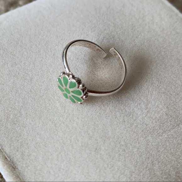 925 Silver Green Flower Toe Ring - Picture 2 of 3